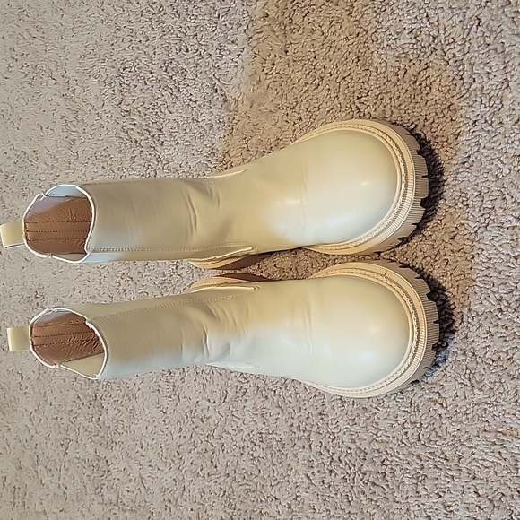 Shein tan Chelsea Boots size 38 - Picture 3 of 3